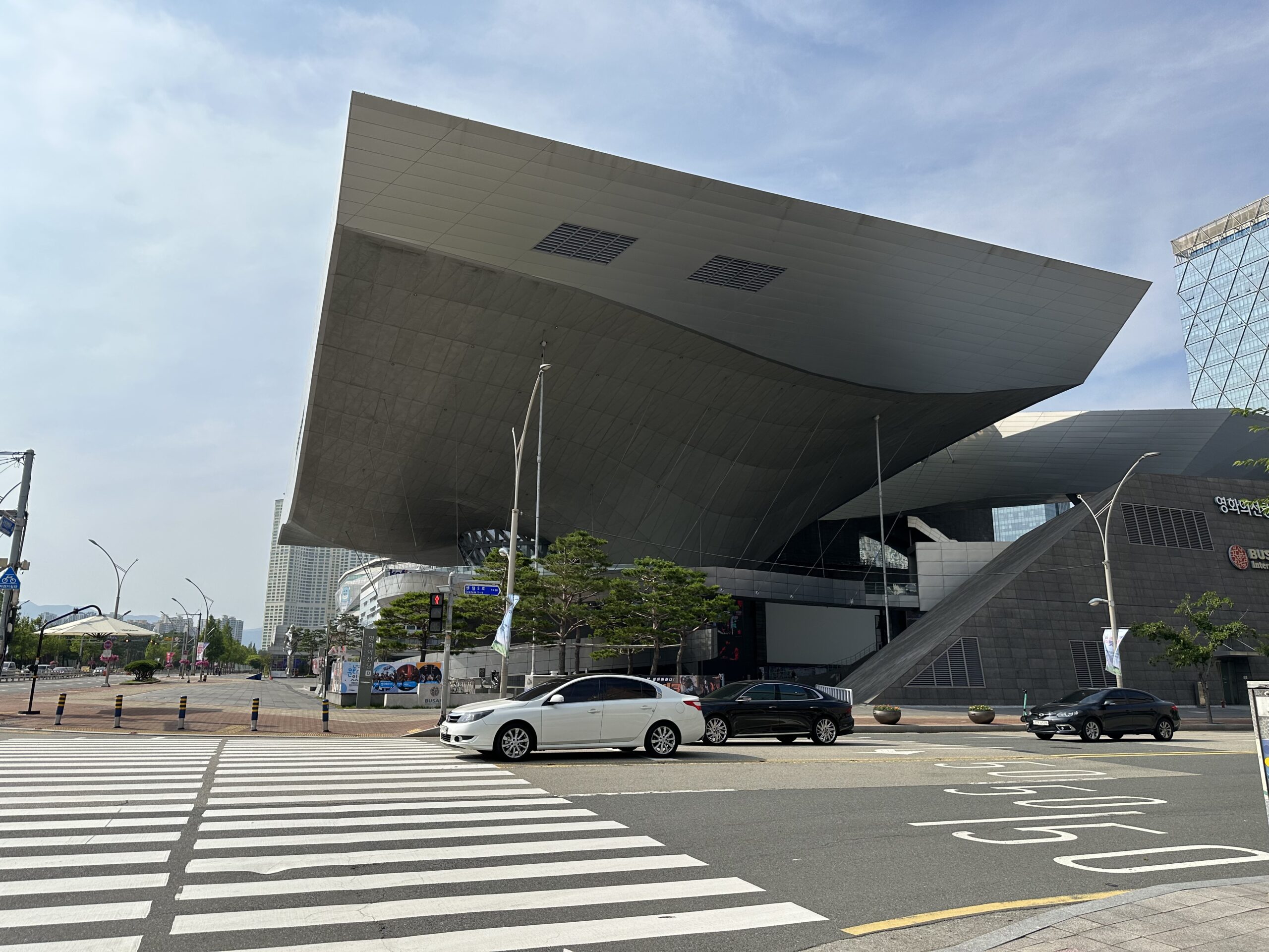 Close to Shinsegae Centumcity is the Busan Cinema Centre, where the Busan International Film Festival takes place. This place must look amazing at night with all the lights on, but I unfortunately missed this.
